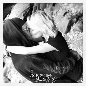 Meet your Posher, Carrie